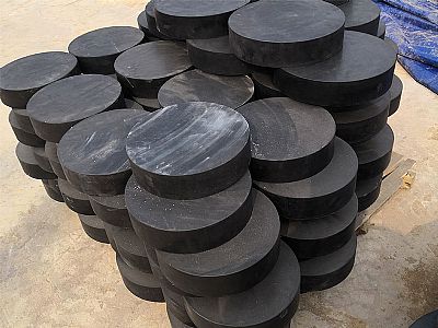 船山区板式橡胶支座由若干层橡胶片与薄钢板经加压硫化